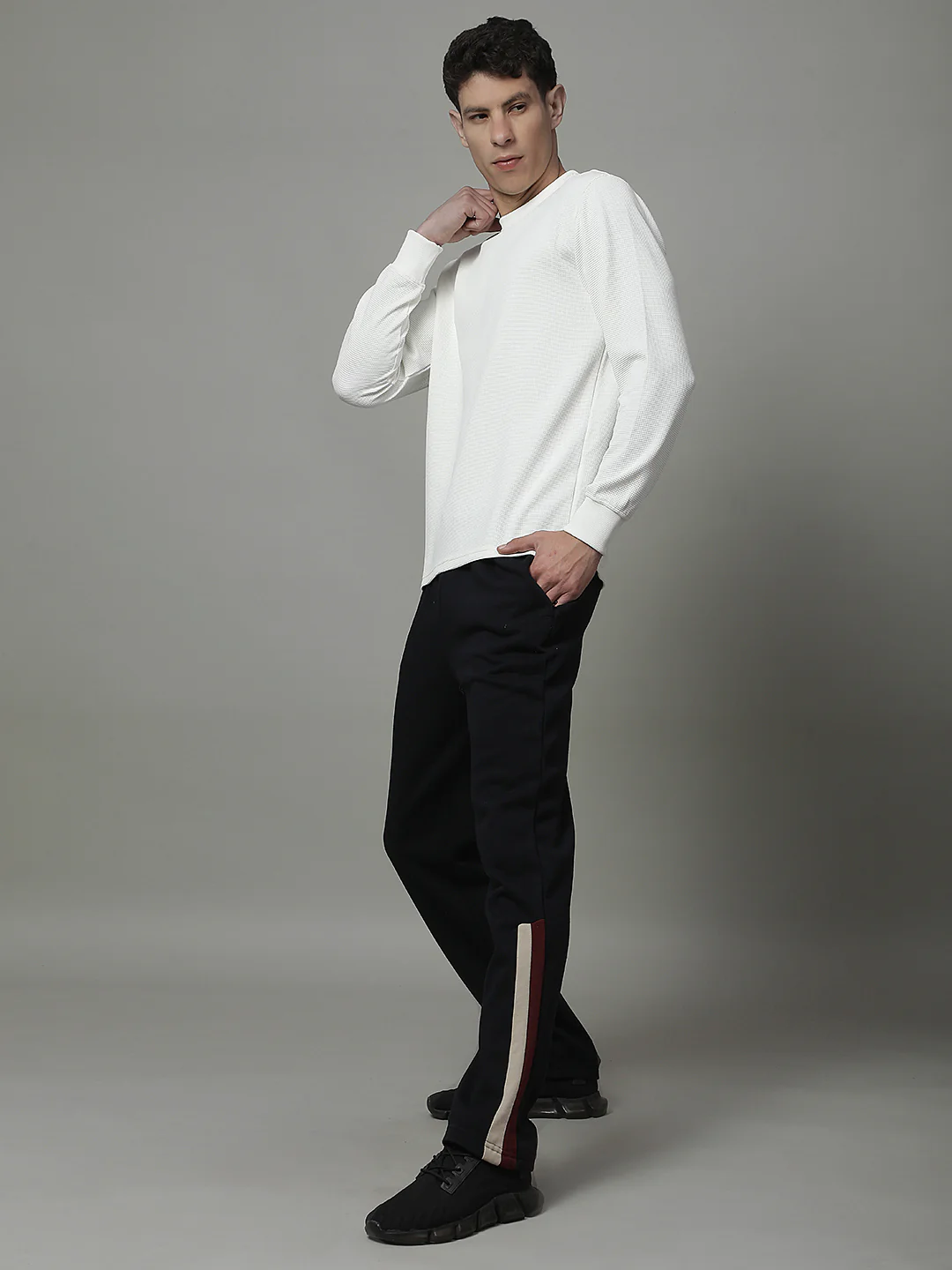 Track Pants for Men | Breathable & Soft with Color Fastness Regular Fit Fleece Solid Pattern Drawstring Closure - Image 4