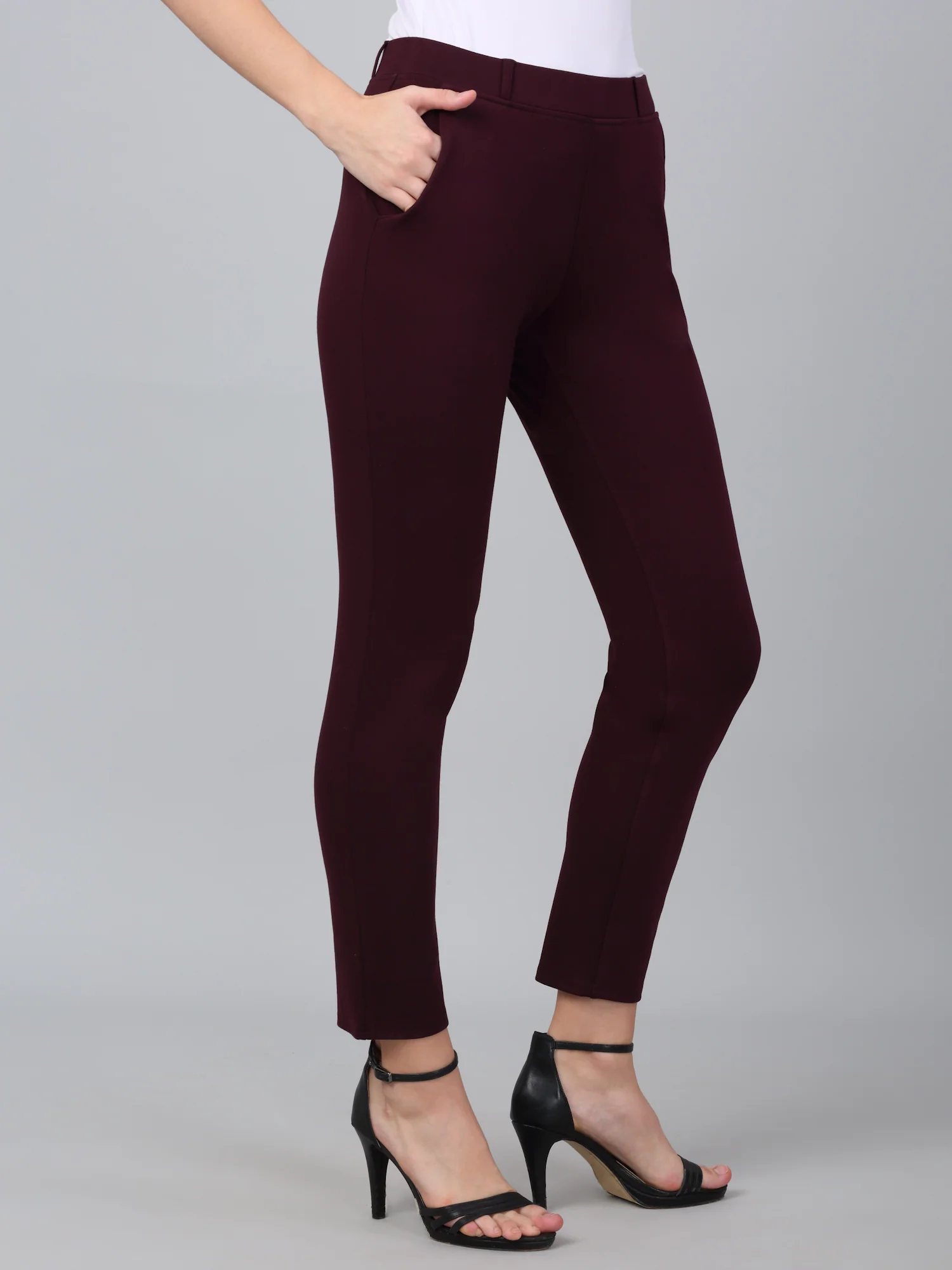 Wine Solid Ankle Length Regular Fit Jegging For Women - Image 4