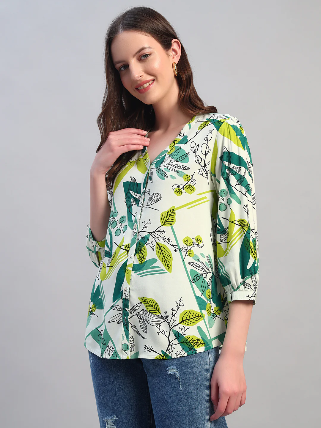 Women Green Printed V-Neck 3/4th Sleeves Casual Tunic - Image 3