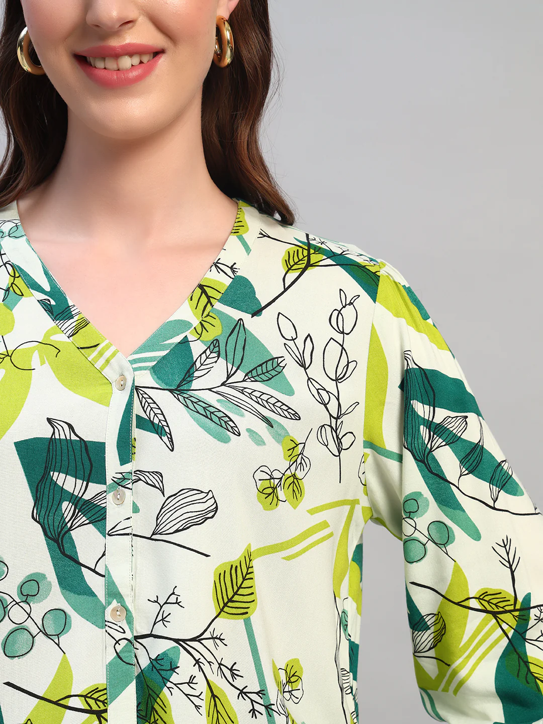 Women Green Printed V-Neck 3/4th Sleeves Casual Tunic - Image 8