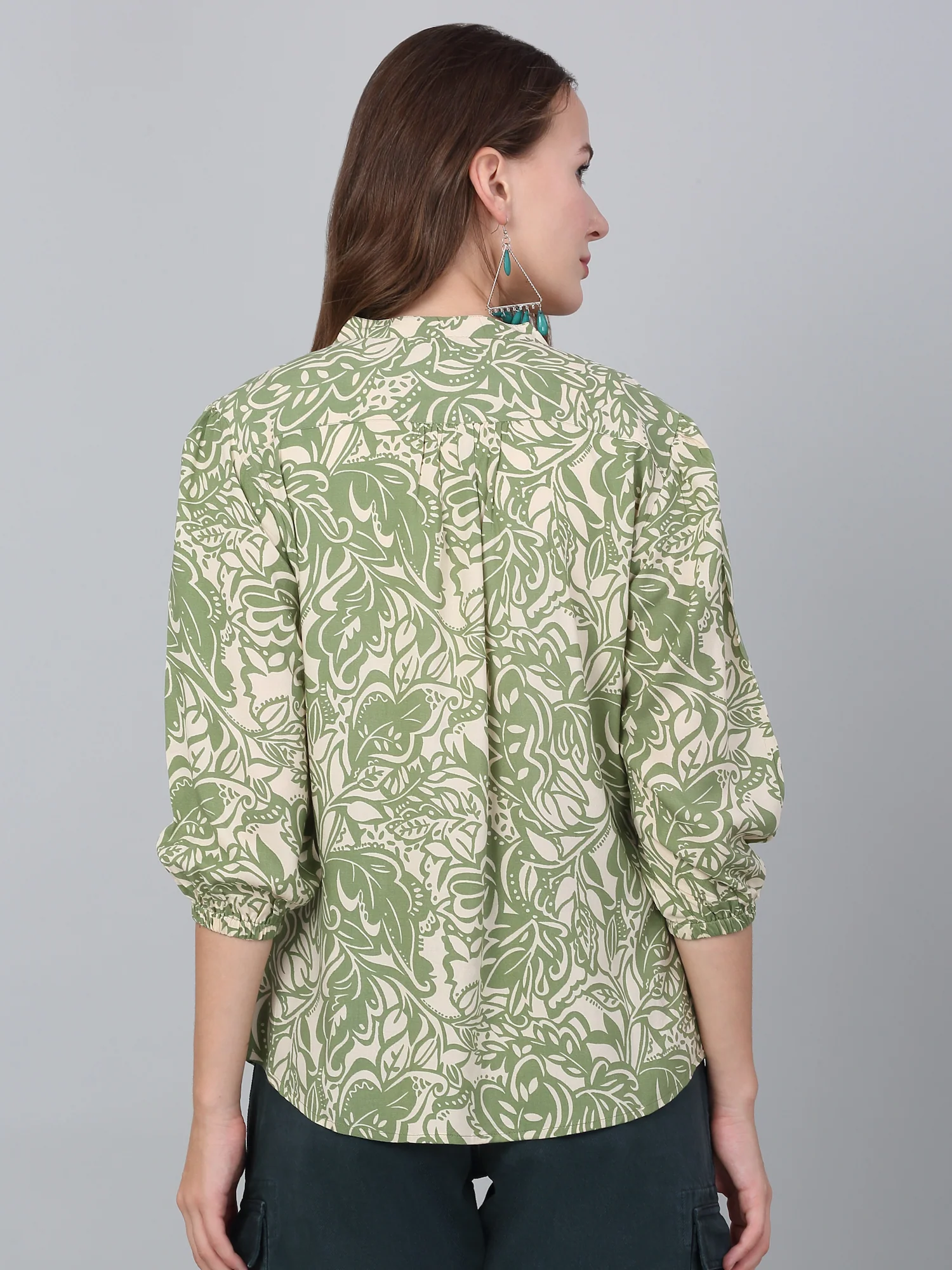 Women Green Printed V-Neck Casual Tunic - Image 6
