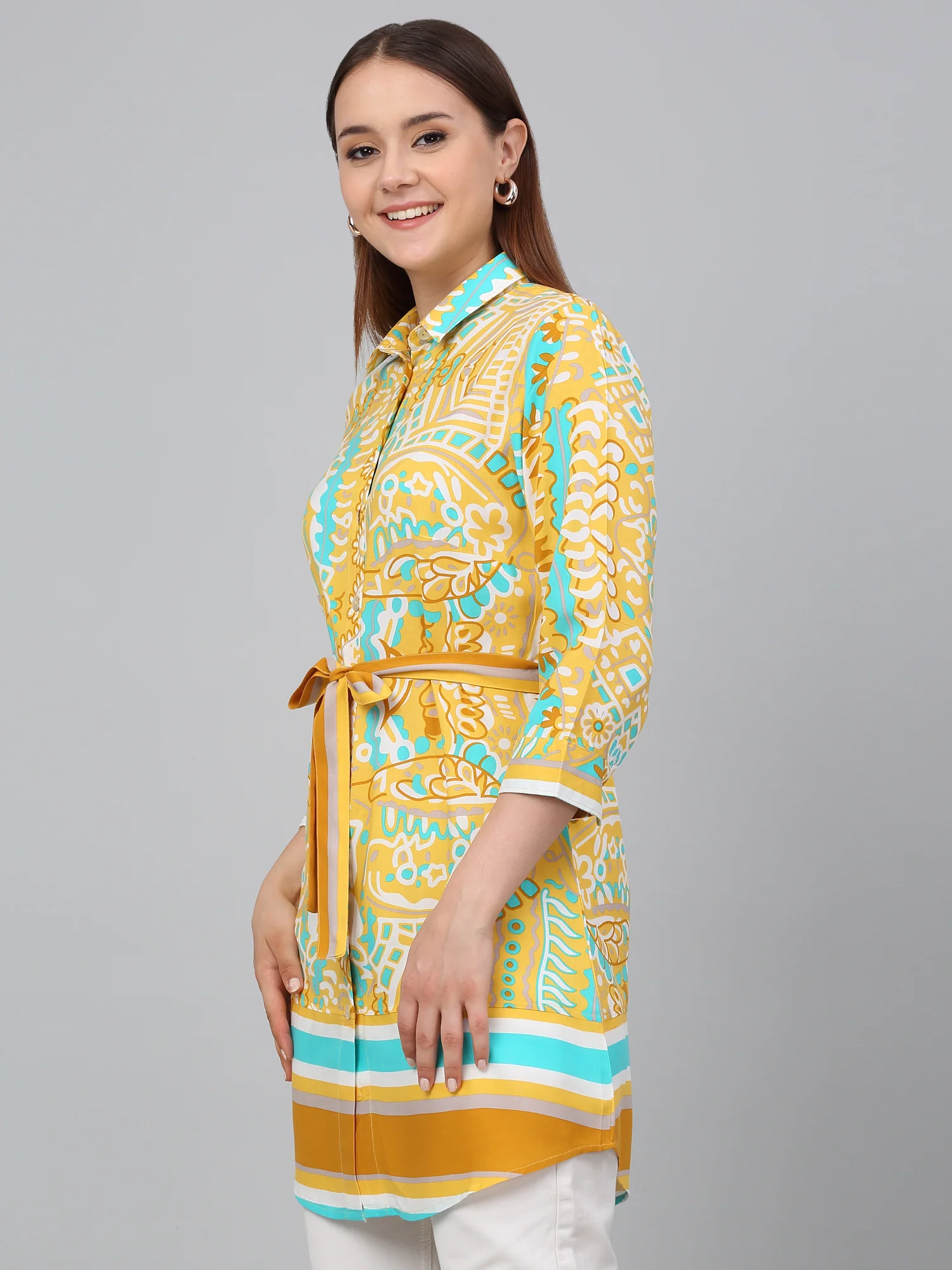 Women Mustard Printed Spread Collar Casual Tunic - Image 4