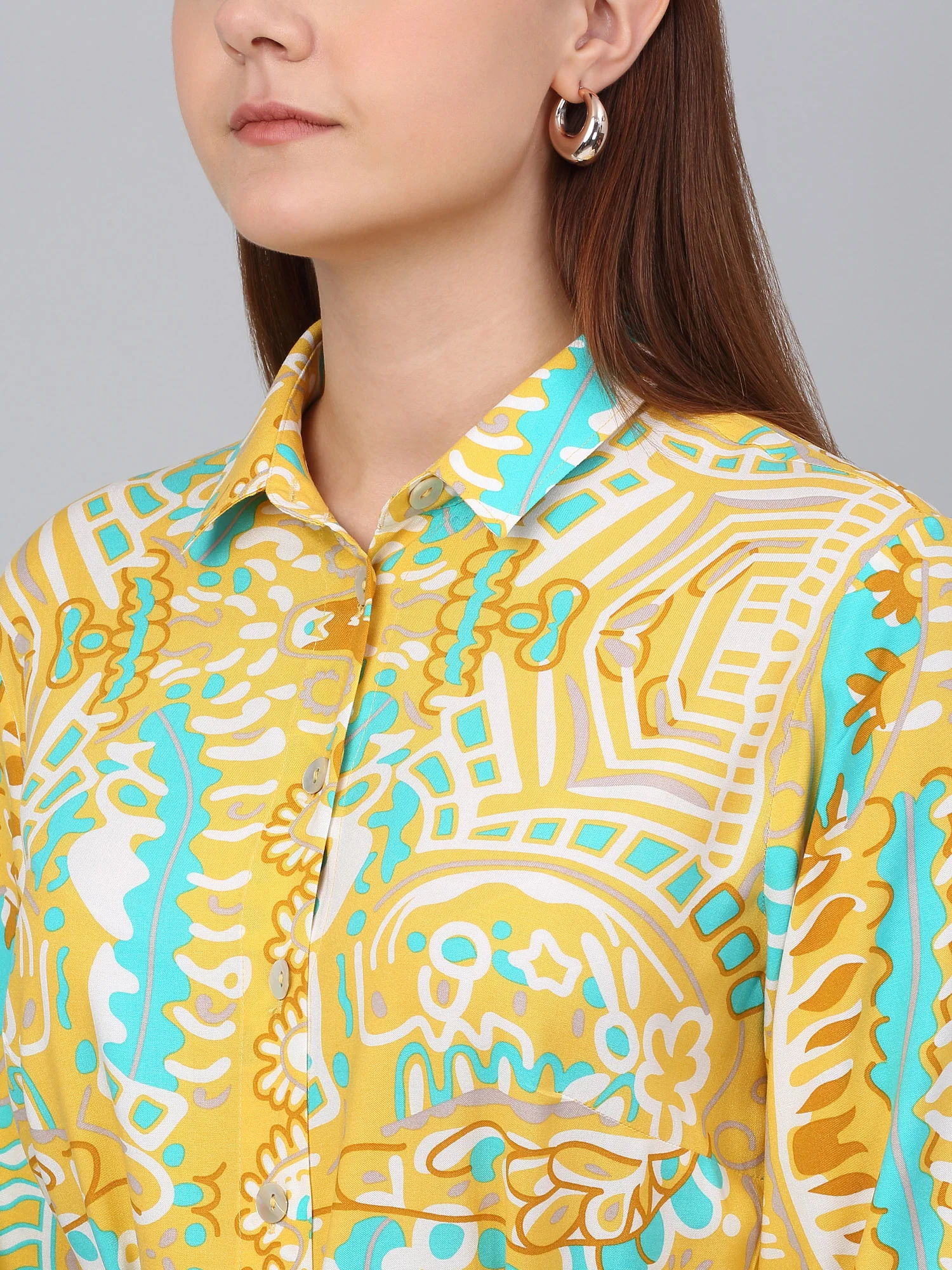 Women Mustard Printed Spread Collar Casual Tunic - Image 5