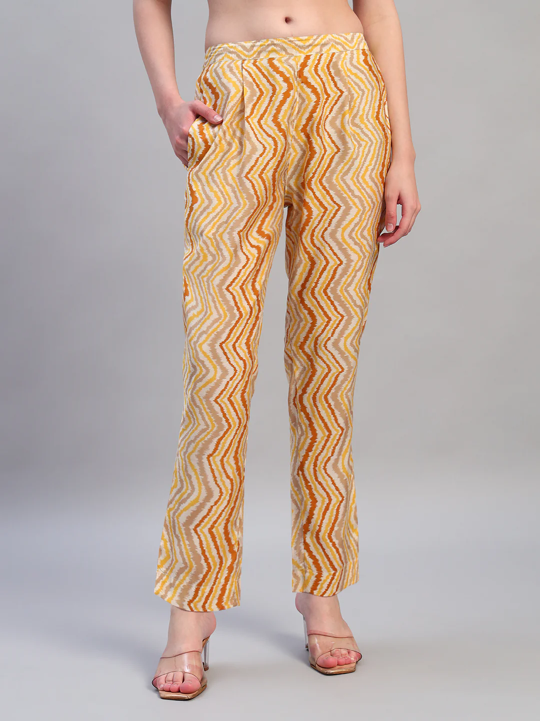 Women Printed Mustard V-Neck 3/4th Sleeves Kurti Plazzo Set - Image 7