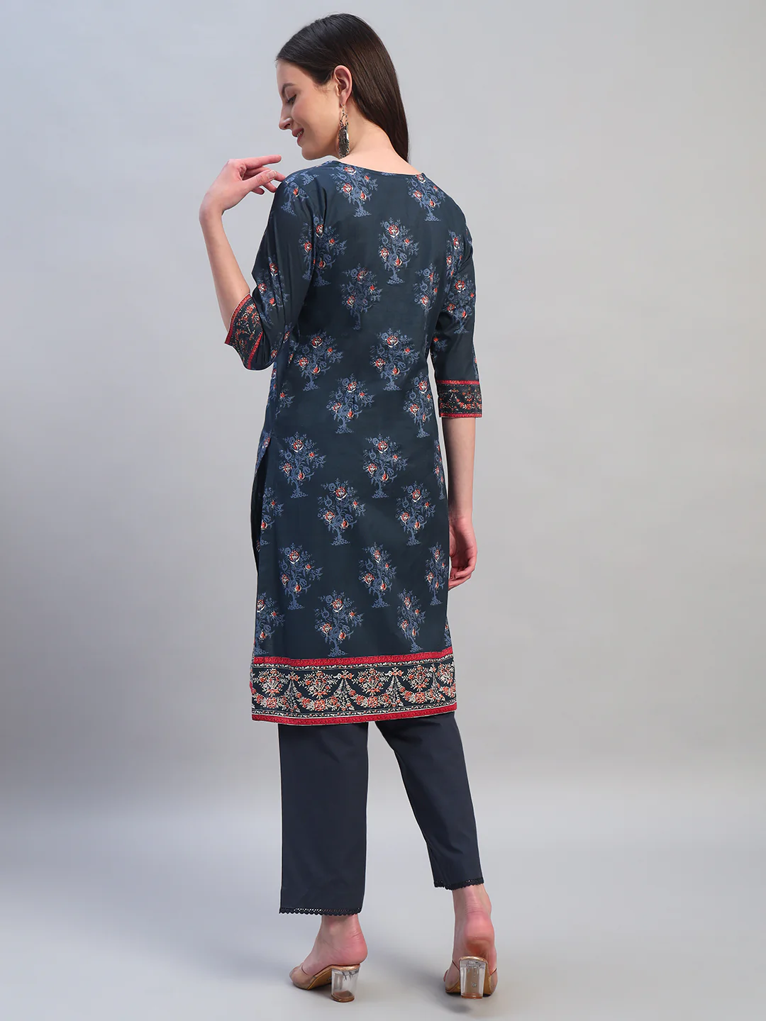 Women Printed Navy Blue Round Neck 3/4th Sleeves Kurti Plazzo Set - Image 4