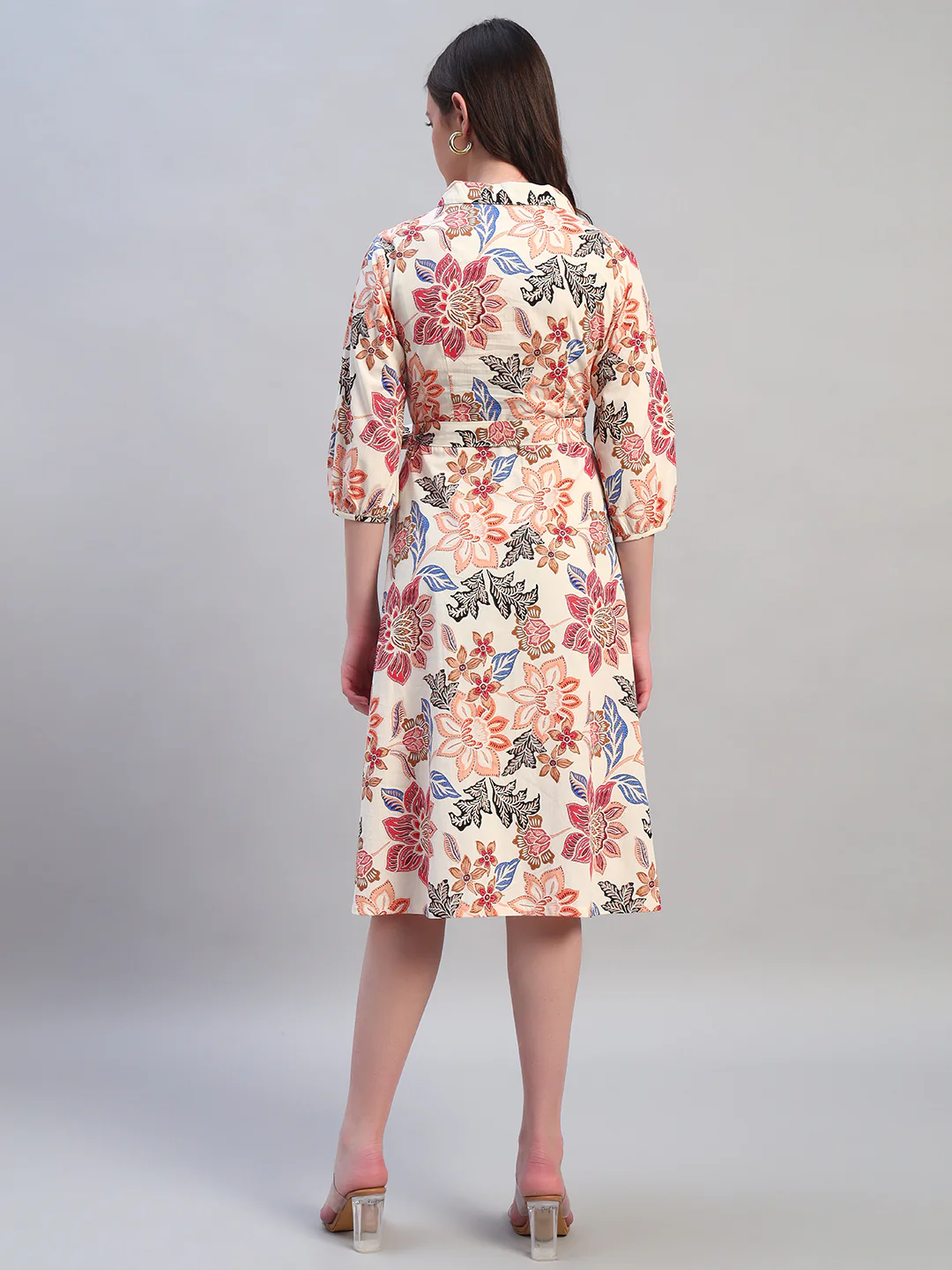 Women Printed Off-White Spread Collar 3/4th Sleeves Casual Dress - Image 2