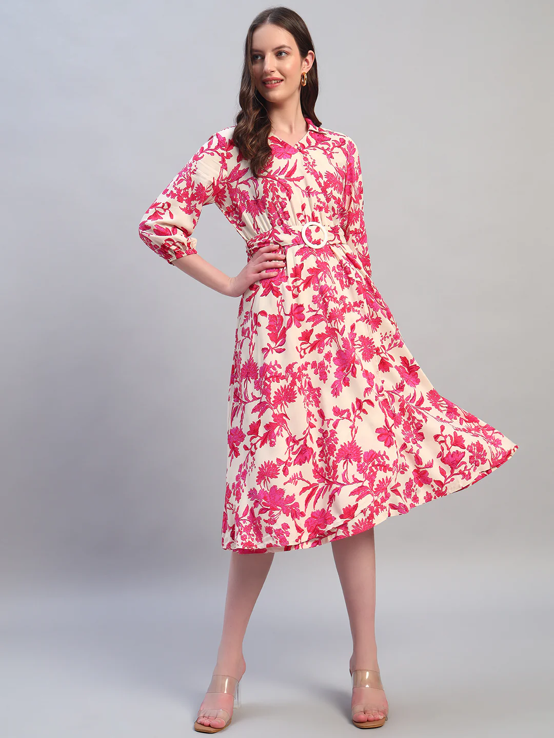 Women Printed Pink V-Neck 3/4th Sleeves Casual Dress - Image 2