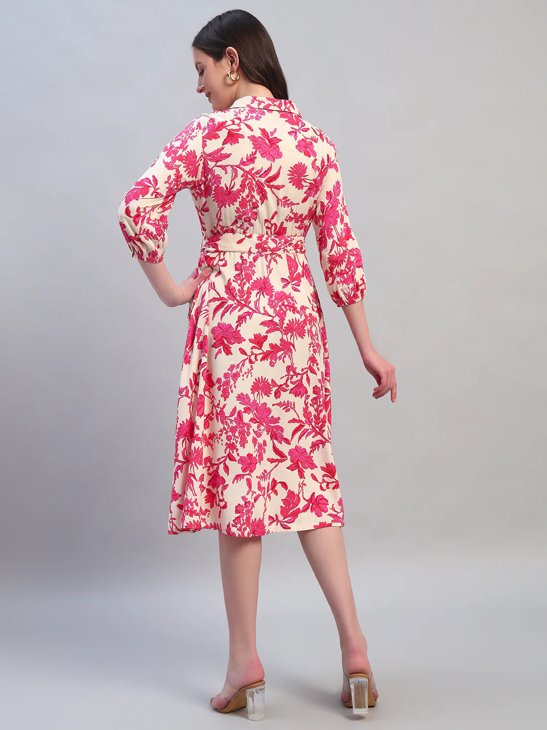 Women Printed Pink V-Neck 3/4th Sleeves Casual Dress - Image 4