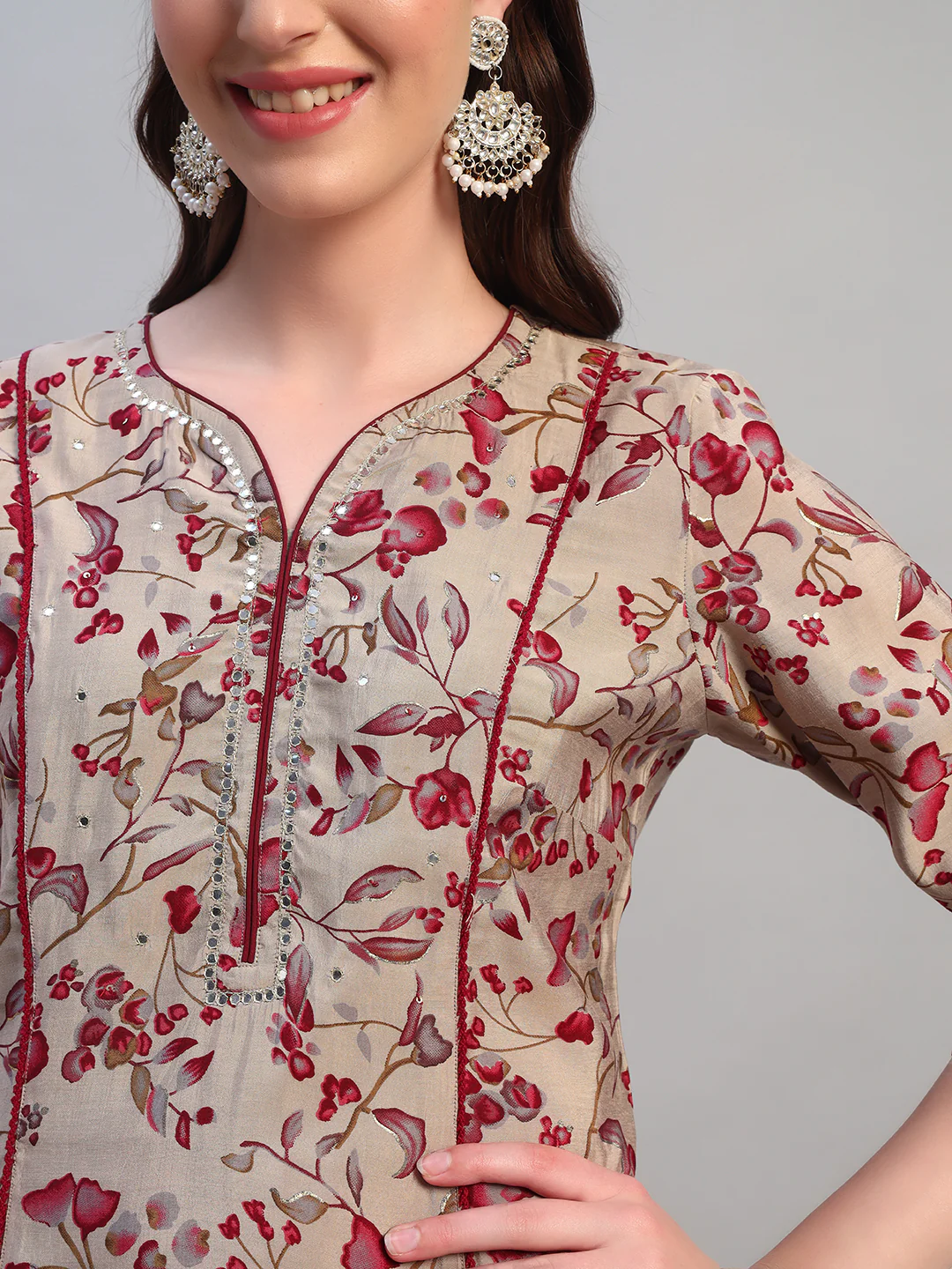 Women Printed Wine V-Neck 3/4th Sleeves Kurti Plazzo Set - Image 6