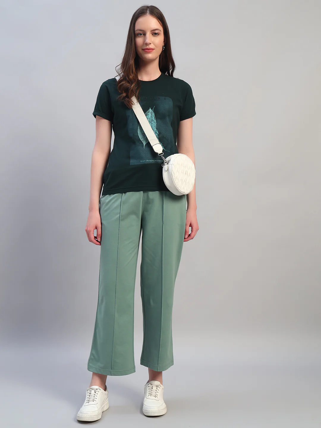 Women Solid Green Regular Fit Casual Track Pant - Image 8