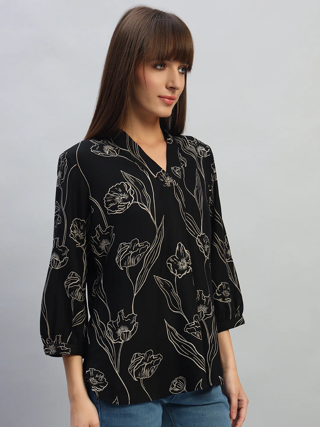 Women's Black Printed Full Sleeves V-Neck Casual Top - Image 5