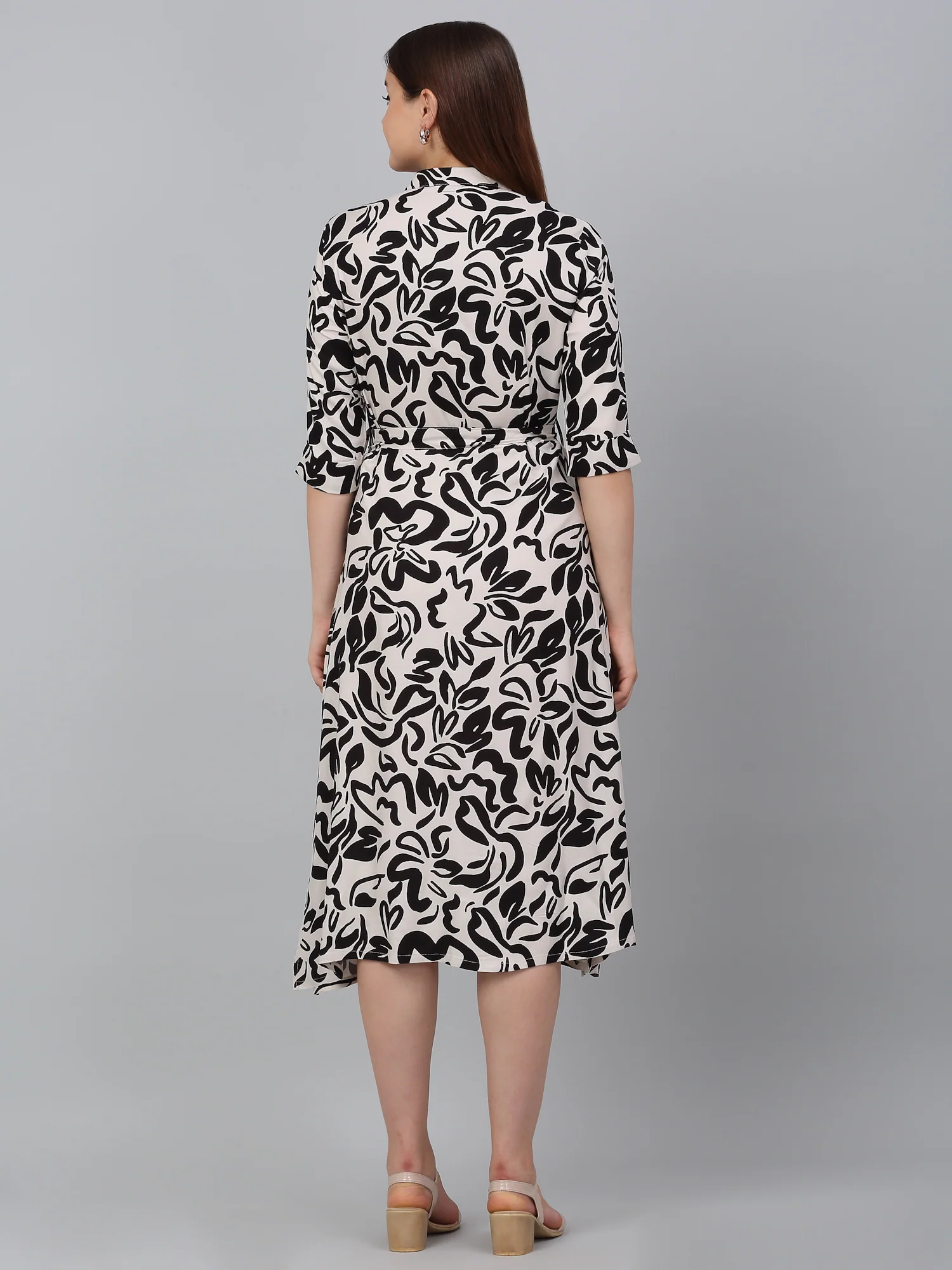 Women's Black Printed Spread Collar Casual Dress - Image 2