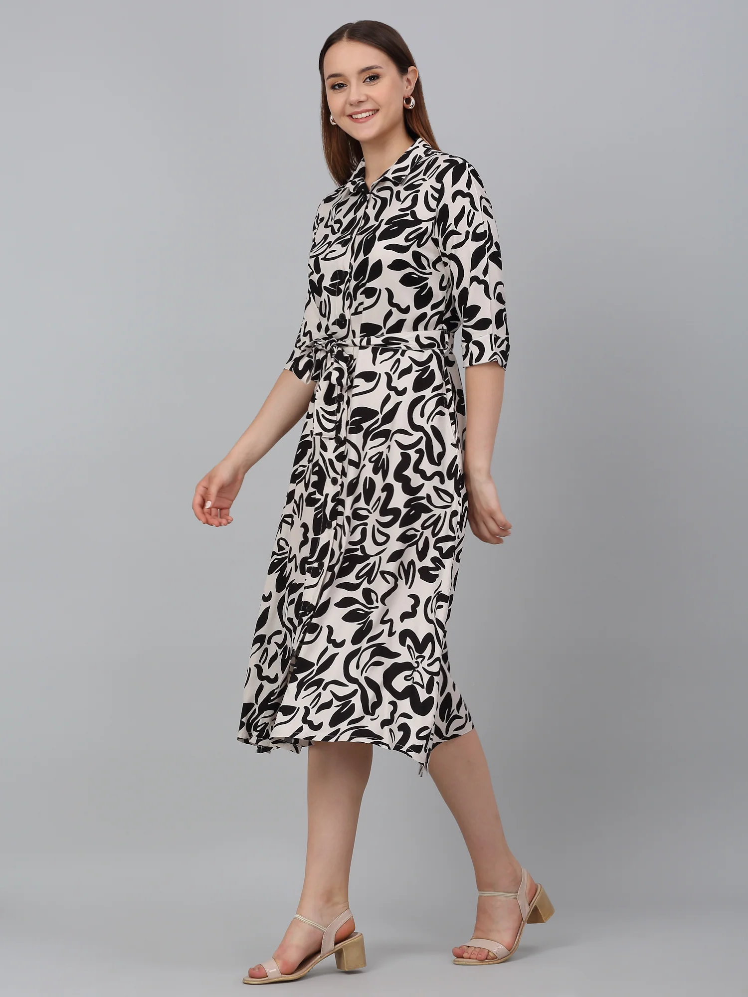 Women's Black Printed Spread Collar Casual Dress - Image 4