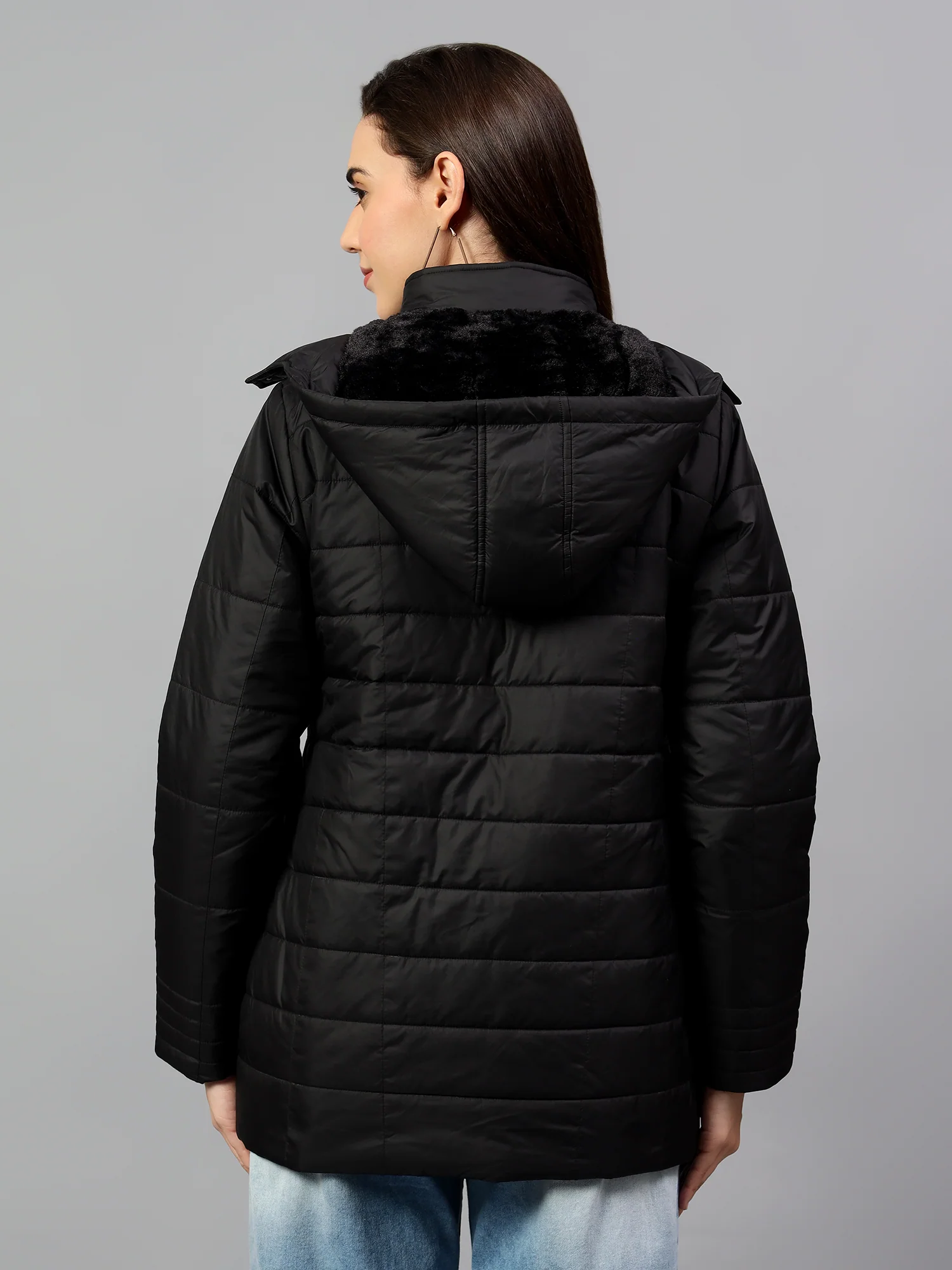 Women's Black Solid Full Sleeves Winter Jacket - Image 2