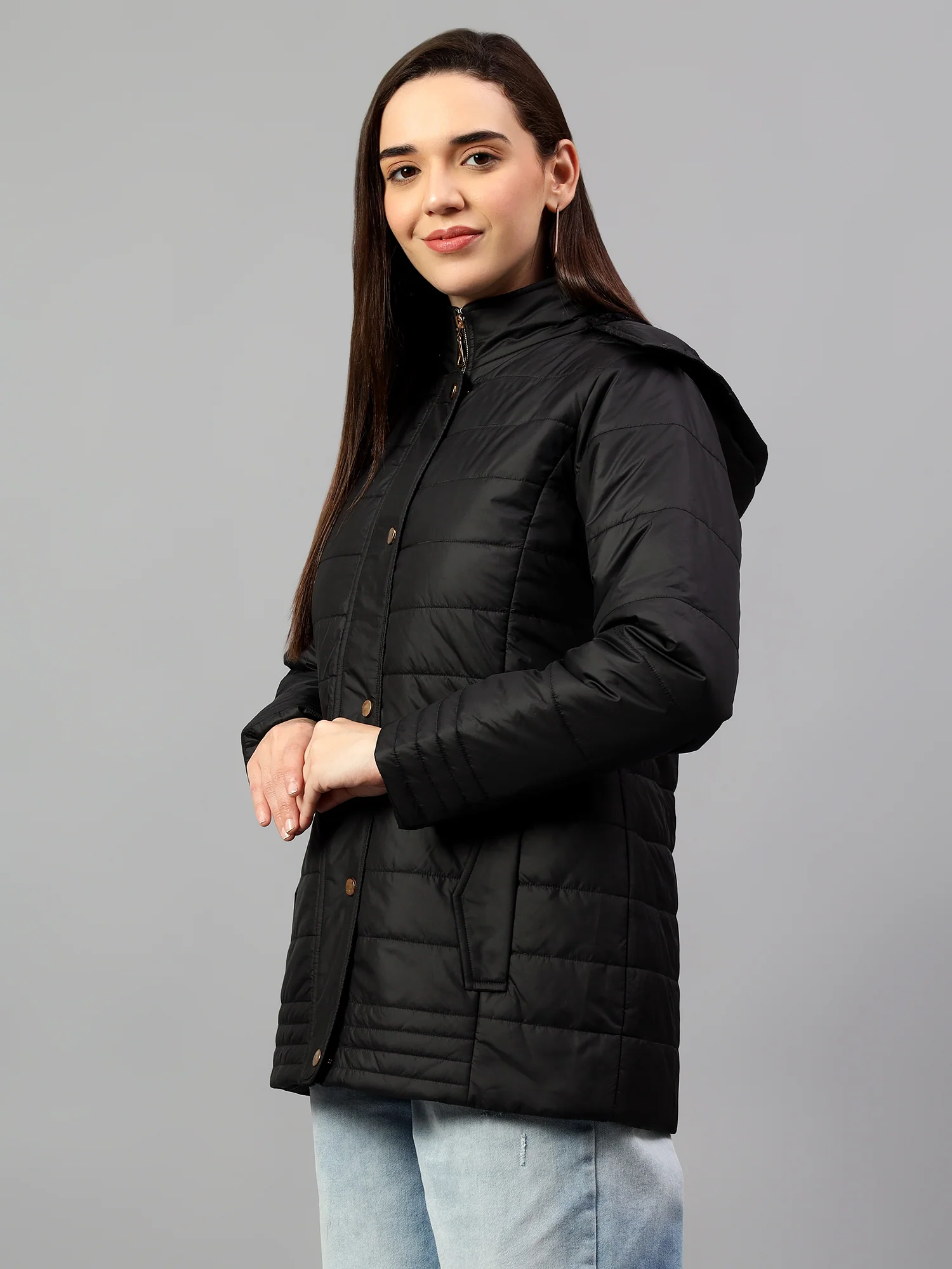 Women's Black Solid Full Sleeves Winter Jacket - Image 4