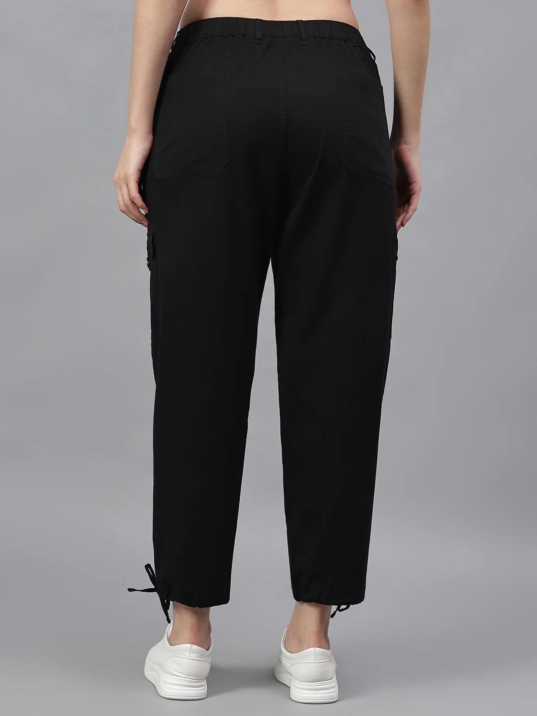 Women's Black Solid Regular Fit Casual Cargo - Image 5