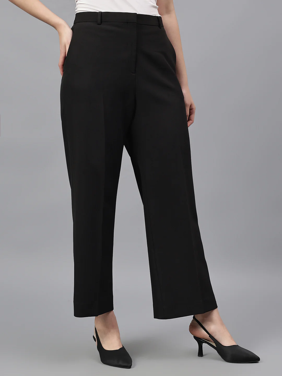 Women's Black Solid Regular Fit Formal Trosuer - Image 4