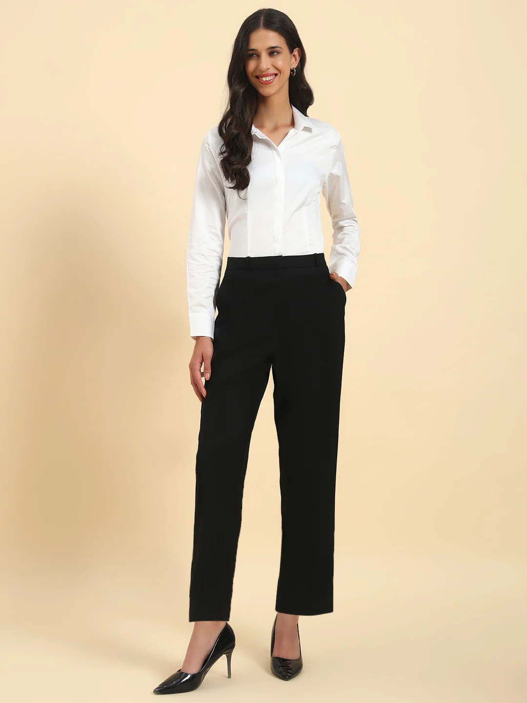 Women's Black Solid Regular Fit Formal Trouser - Image 2