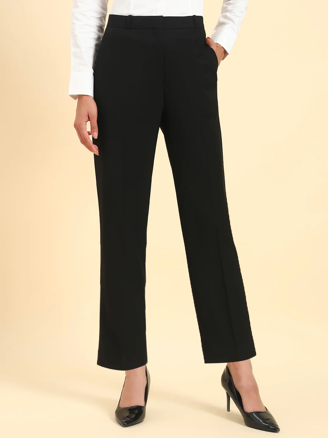 Women's Black Solid Regular Fit Formal Trouser - Image 4