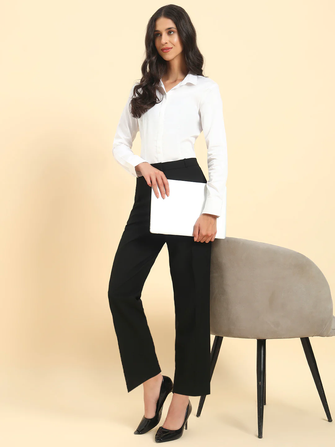 Women's Black Solid Regular Fit Formal Trouser - Image 9
