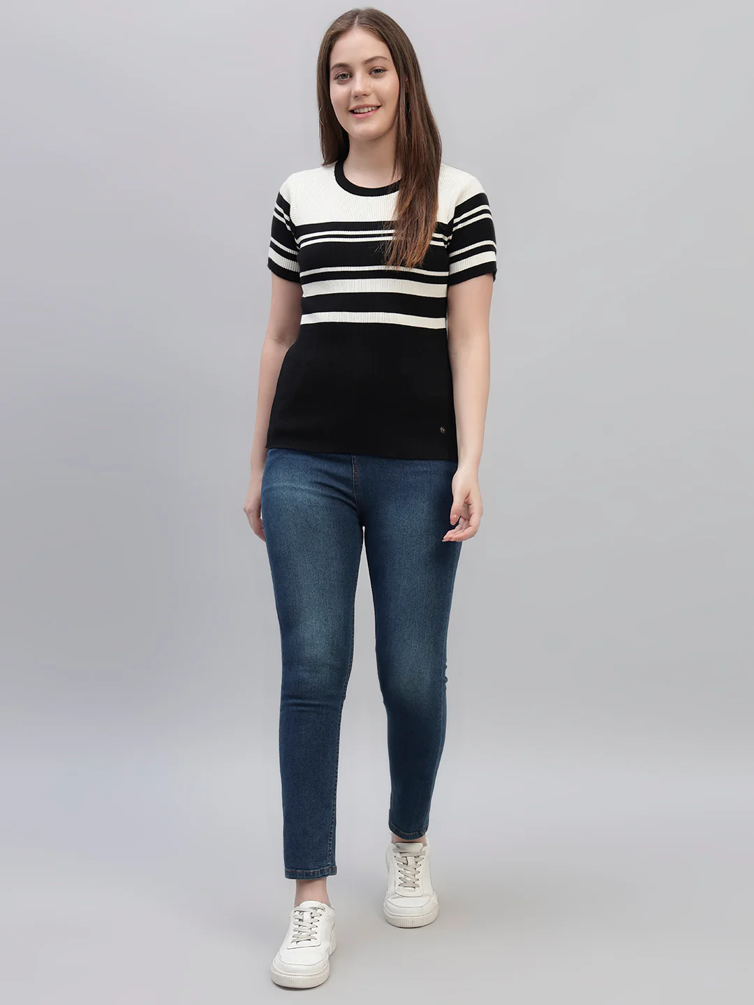 Women's Black Striped Half Sleeves Round Neck Casual T Shirt - Image 7