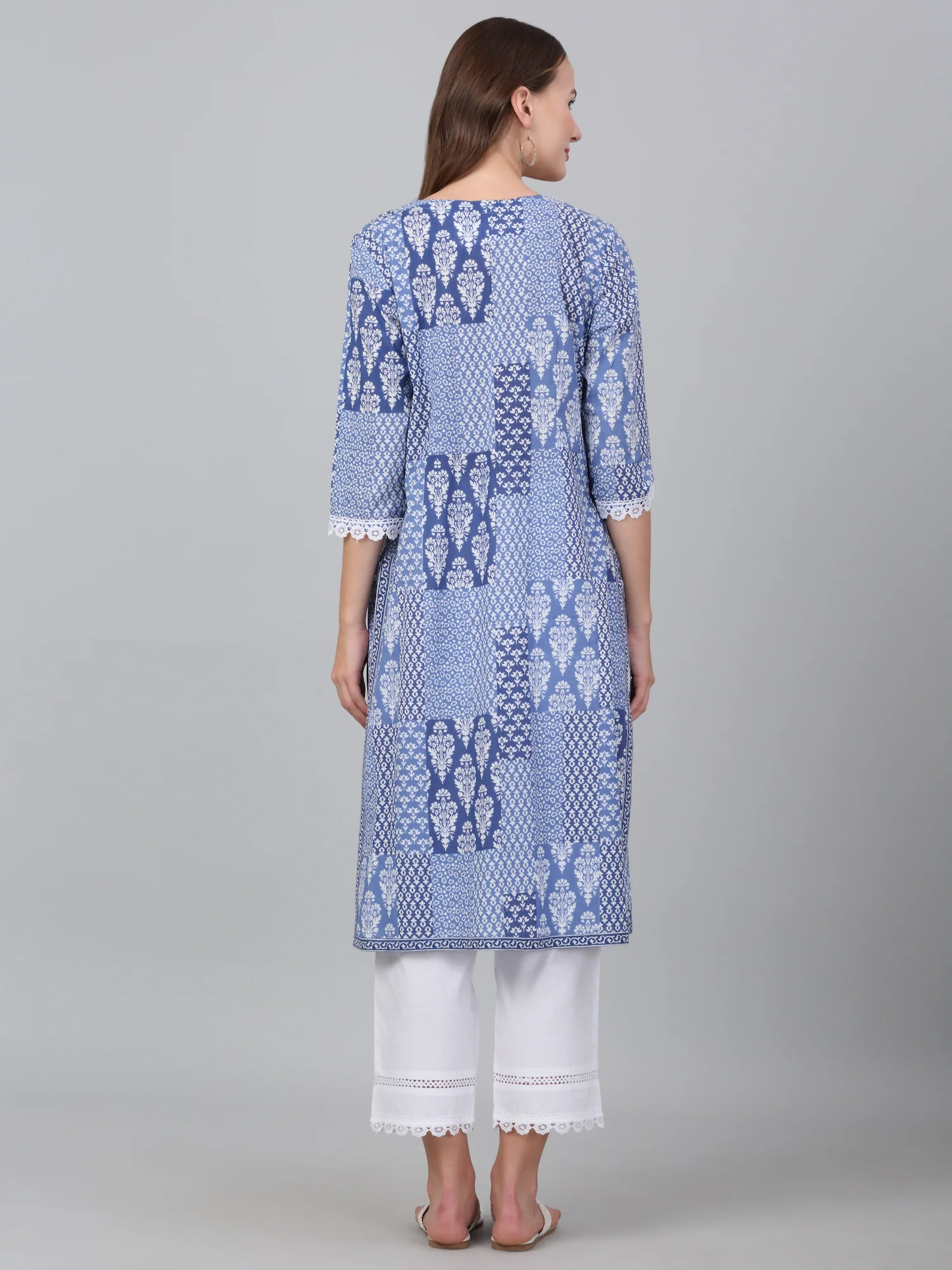 Women's Blue Floral Print Casual Kurta Plazzo Set - Image 2