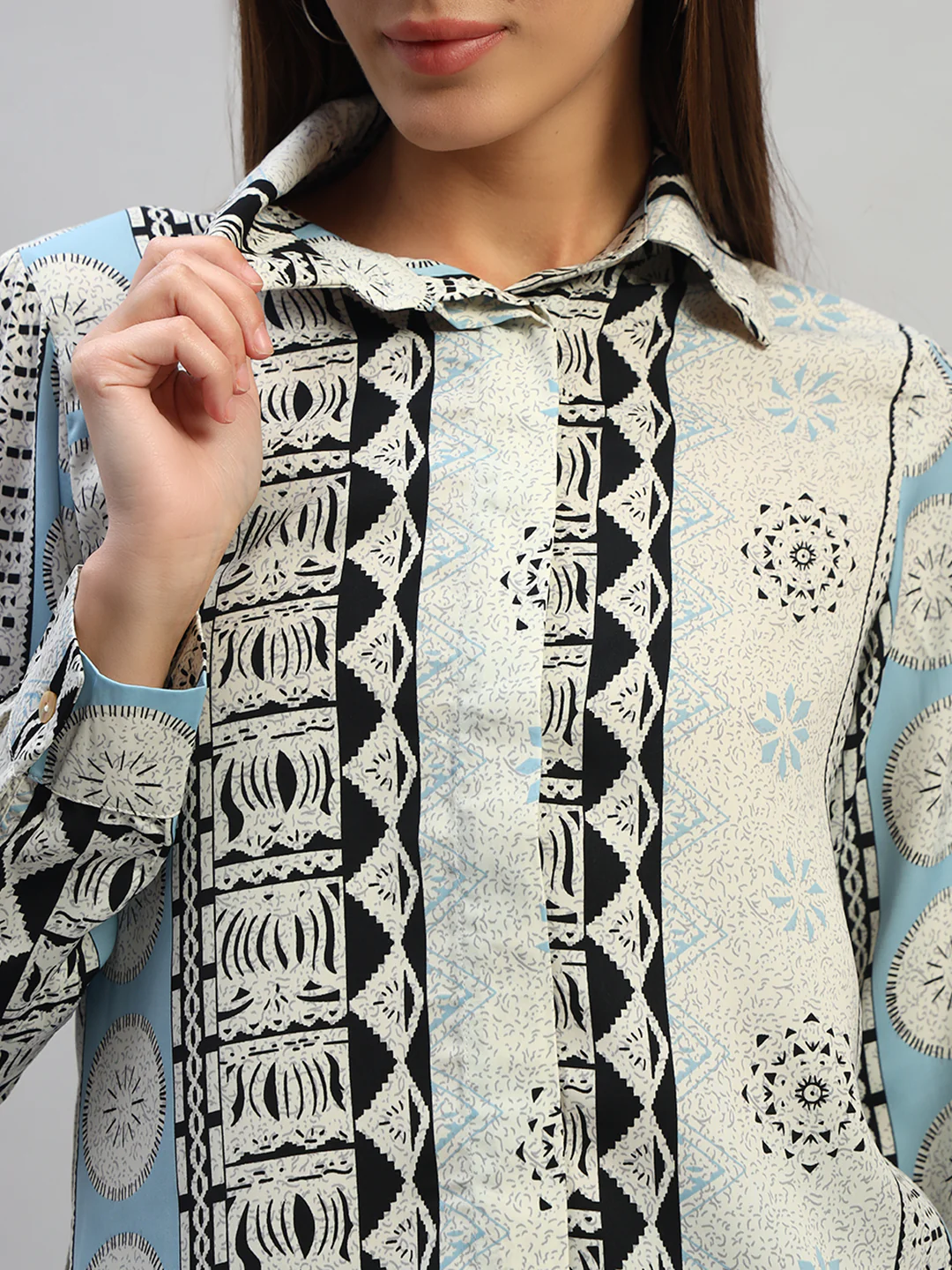Women's Blue Printed Full Sleeves Spread Collar Casual Top - Image 6