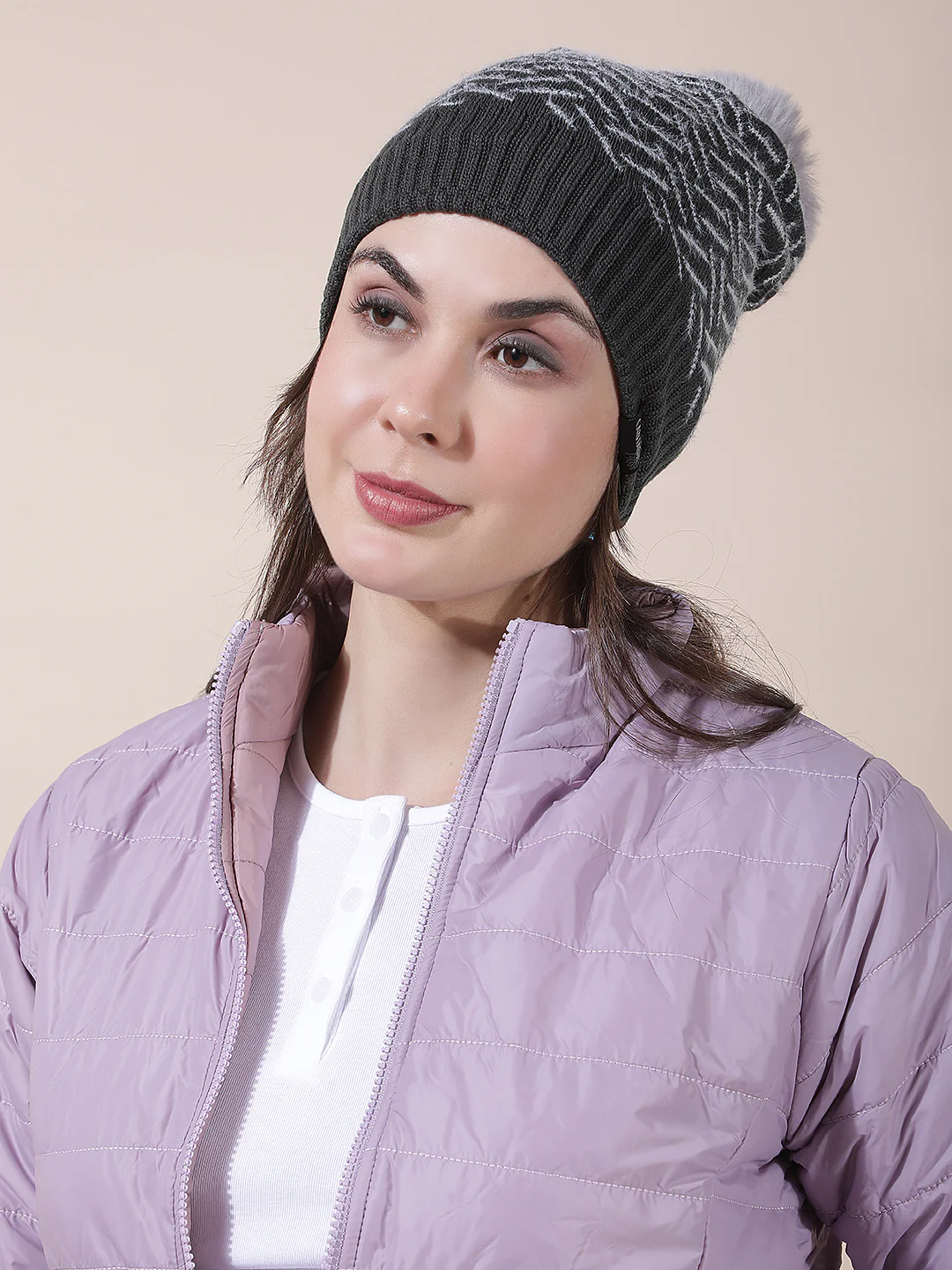 Women's Colourblock Woolen Cap - Image 3