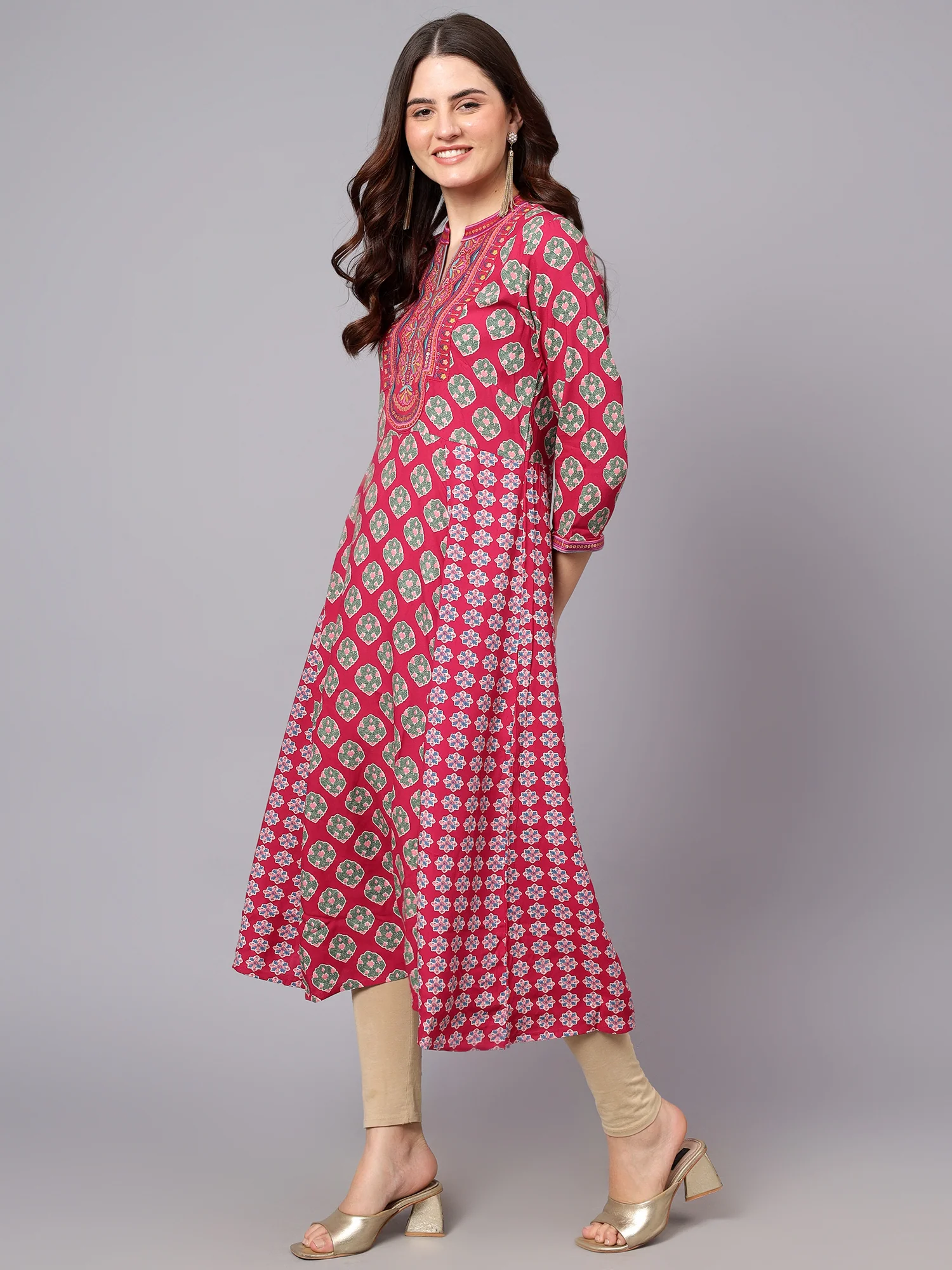 Women's Dark-Pink Floral Printed Band Collar Regular Fit 3/4 Sleeves Kurti - Image 3