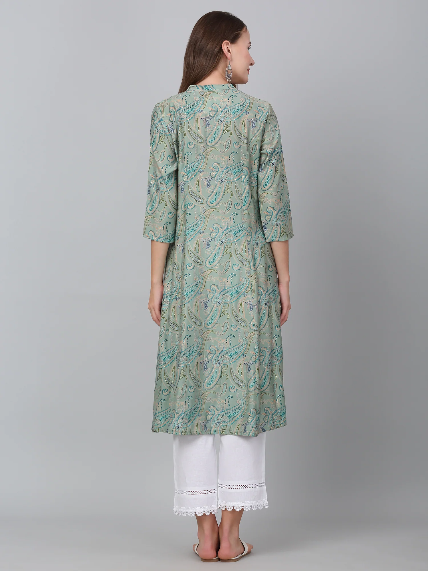 Women's Green Paisley Printed Casual Kurti - Image 2