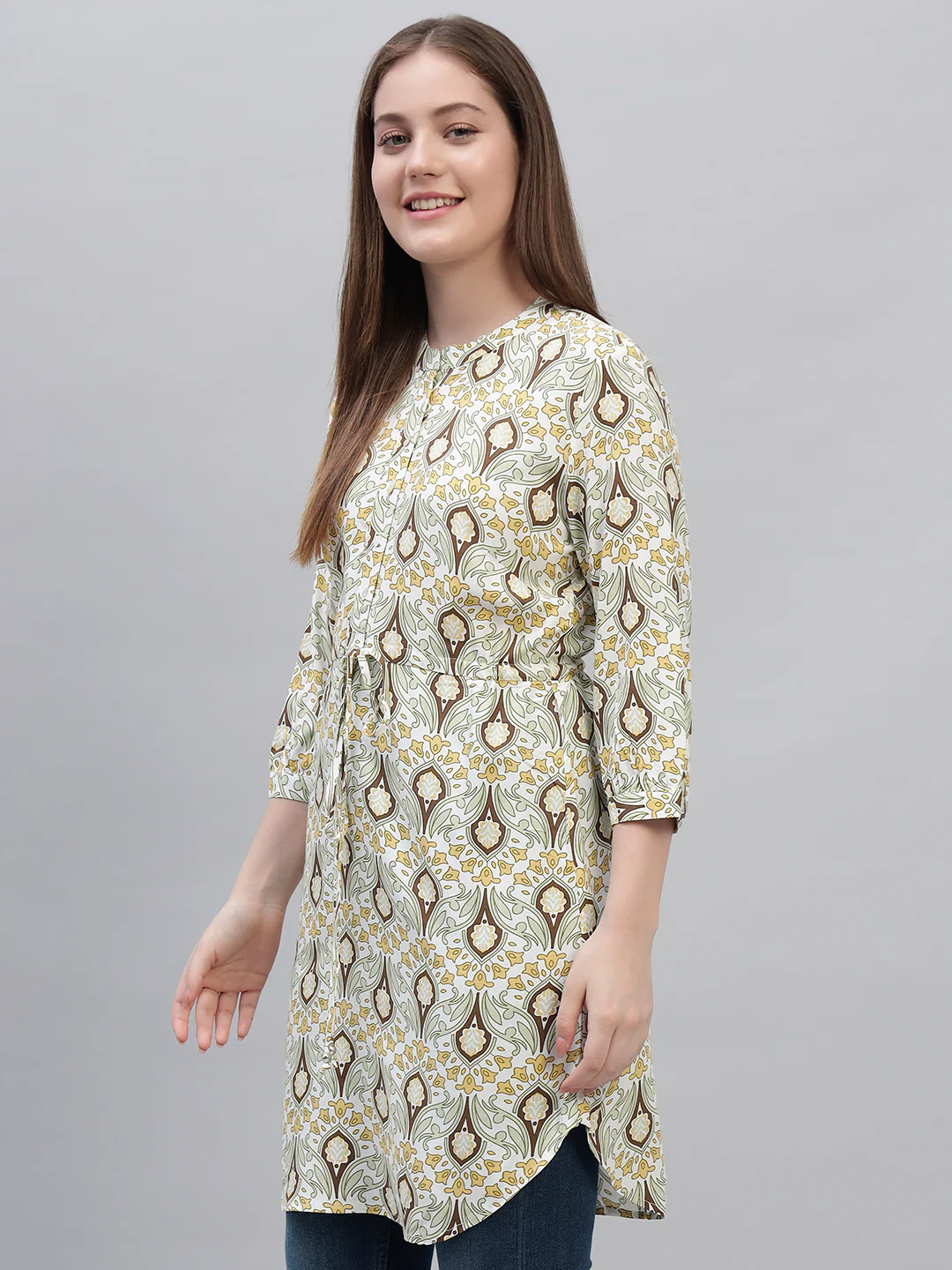 Women's Green Printed 3/4th Sleeves Round Neck Casual Long Tunic - Image 3