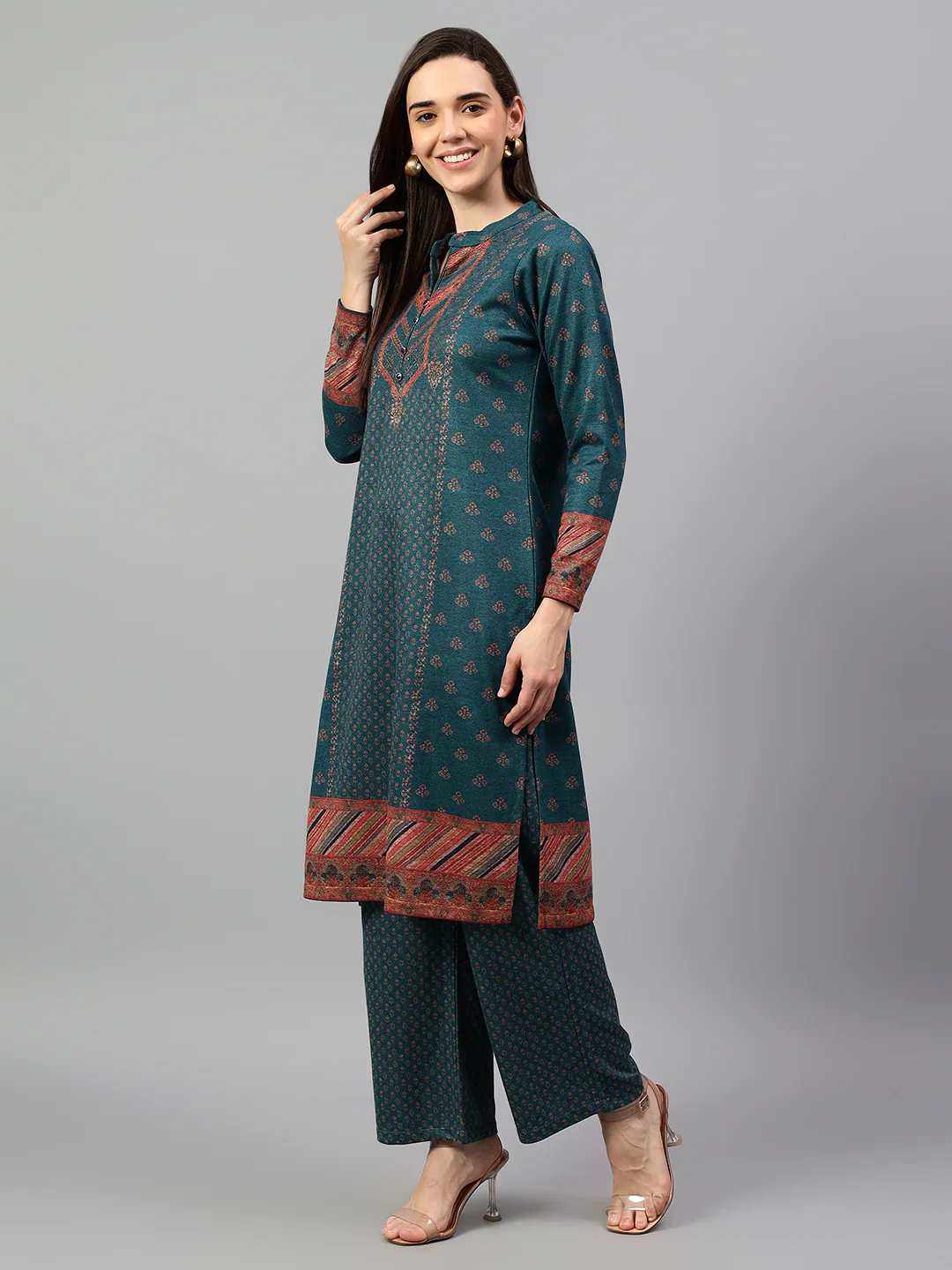 Women's Green Printed Mandarin Collar Kurta Palazzo Set For Winter - Image 3