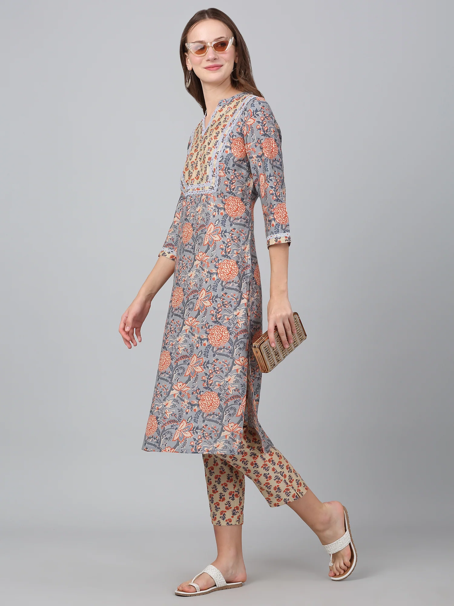 Women's Grey Floral Print Casual Kurta Palazzo Set - Image 6