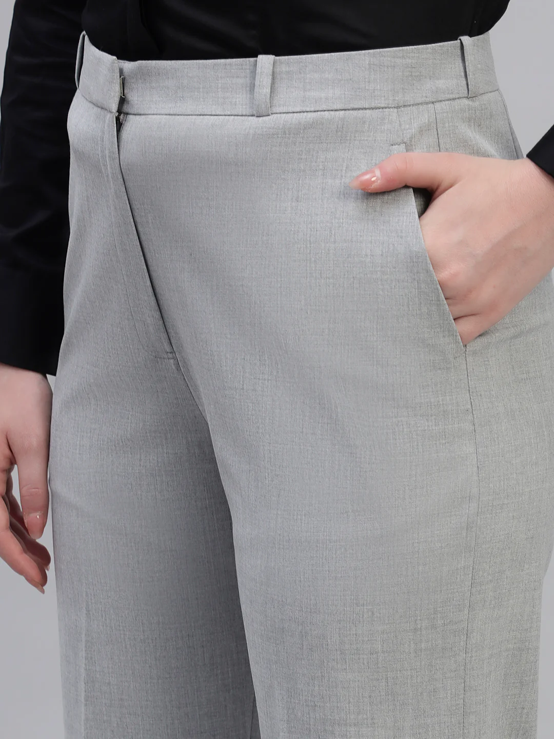 Women's Grey Solid Non Pleated Regular Fit High Waist Formal Trouser - Image 6