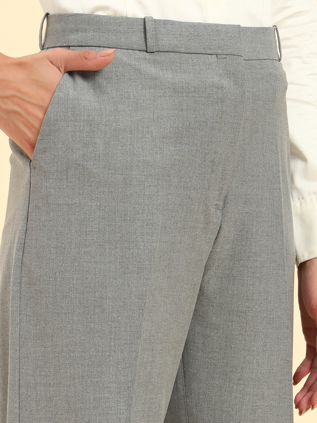 Women's Grey Solid Regular Fit Formal Trouser - Image 7