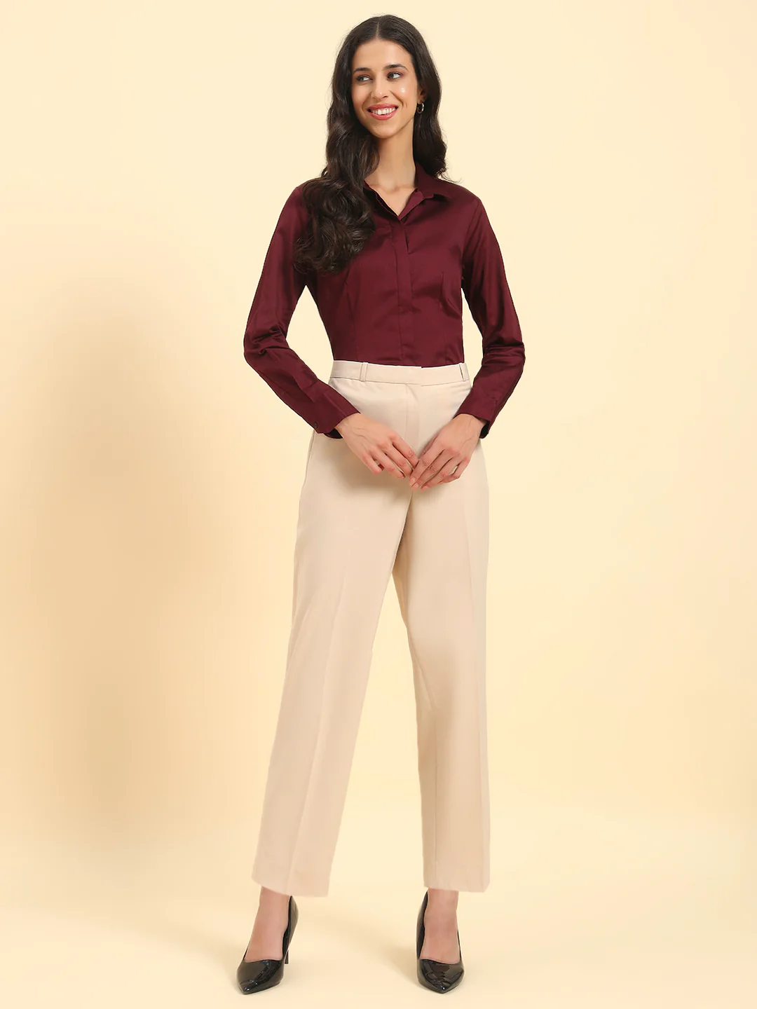 Women's Light Fawn Solid Regular Fit Formal Trouser - Image 2