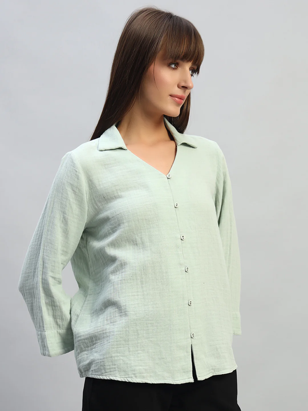 Women's Light Green Solid Full Sleeves V-Neck Casual Top - Image 5