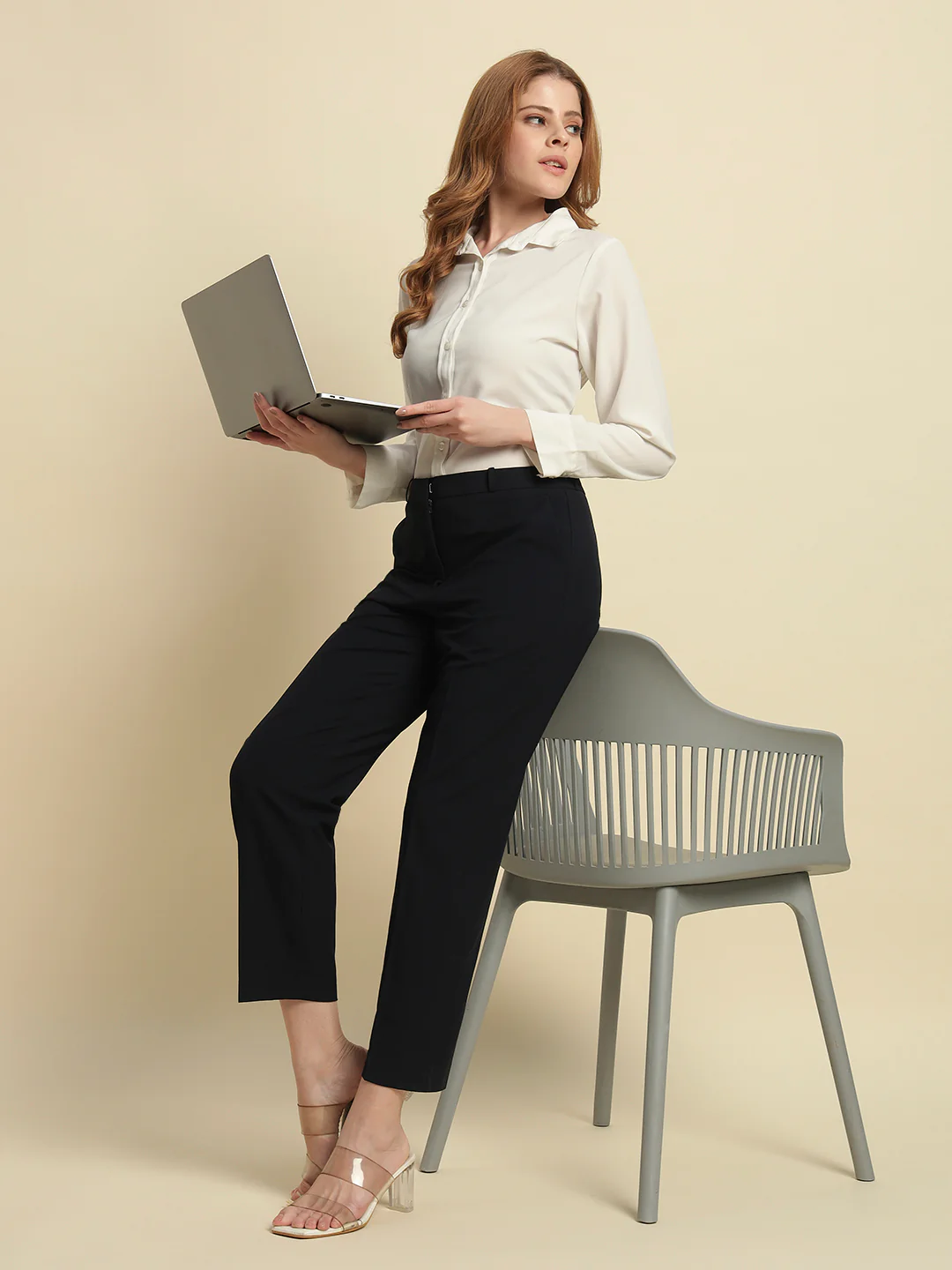 Women's Navy Blue Solid Regular Fit Formal Trouser - Image 8
