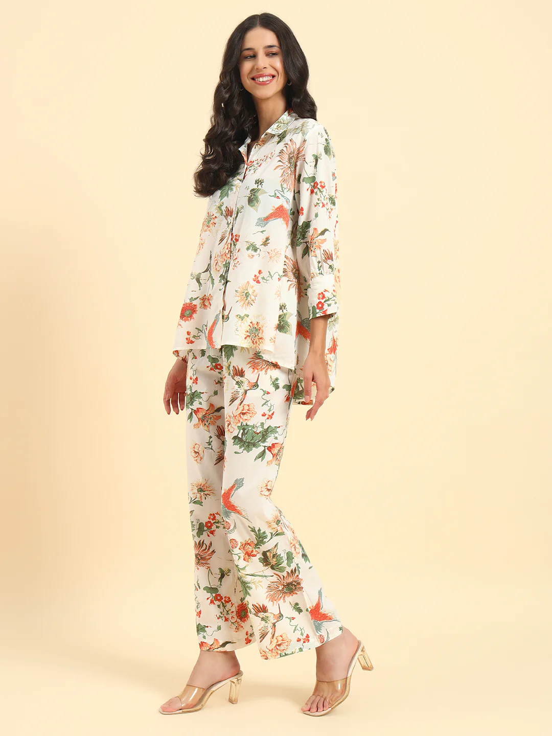 Women's Off White Printed 3/4th Sleeve Shirt Collar Co Ord Set - Image 3