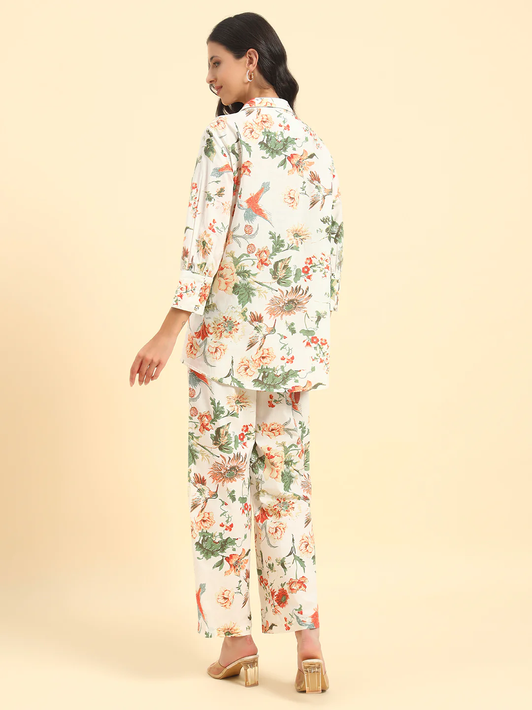 Women's Off White Printed 3/4th Sleeve Shirt Collar Co Ord Set - Image 4
