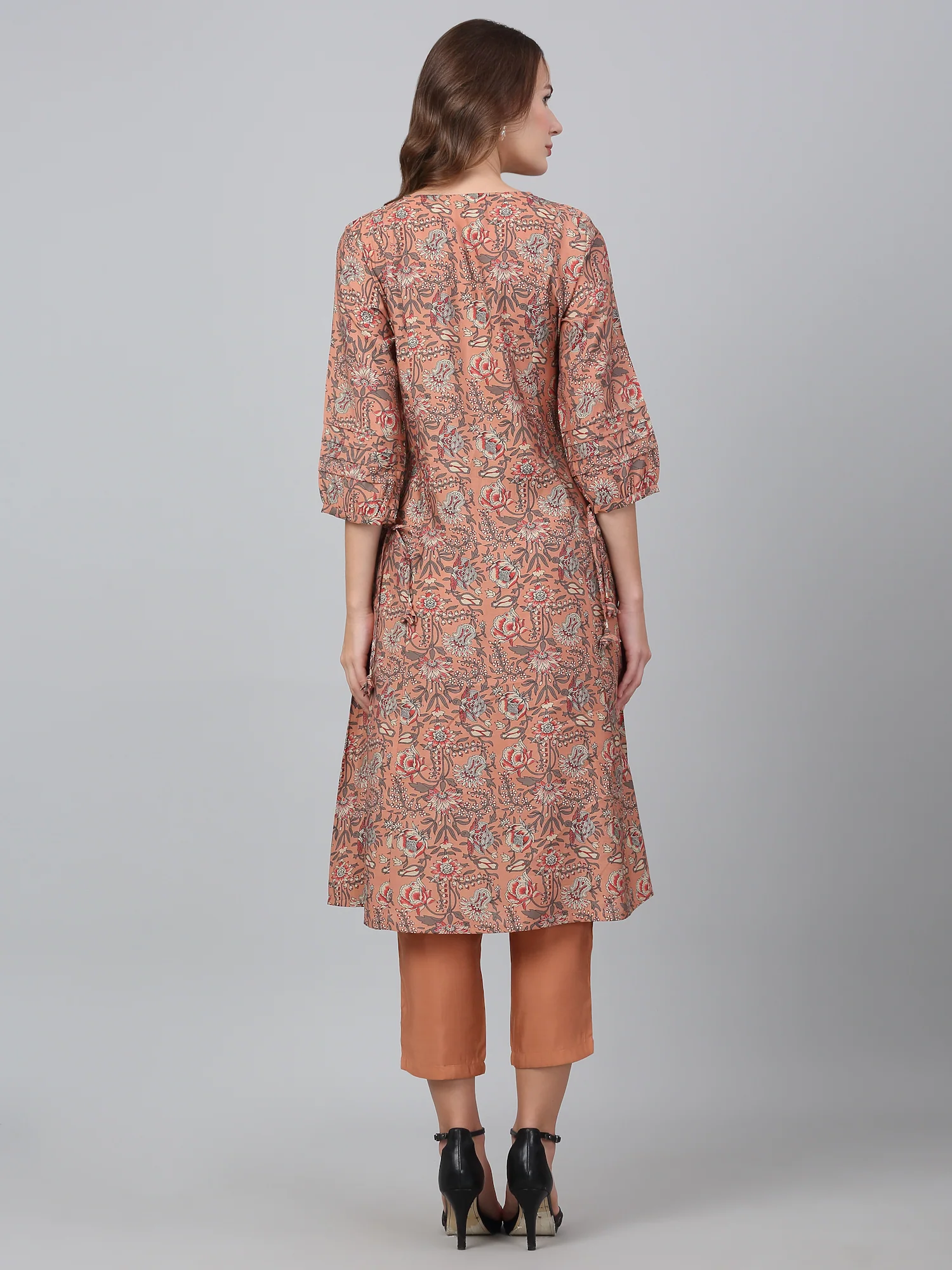 Women's Peach Printed Casual Kurta Plazzo Set - Image 6