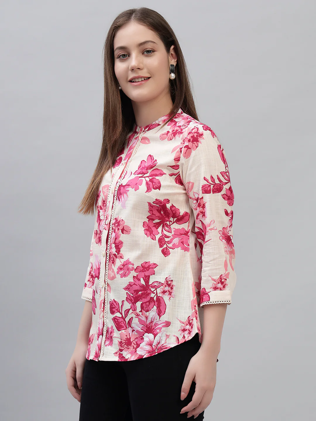 Women's Pink Printed 3/4th Sleeves Round Neck Casual Tunic - Image 3