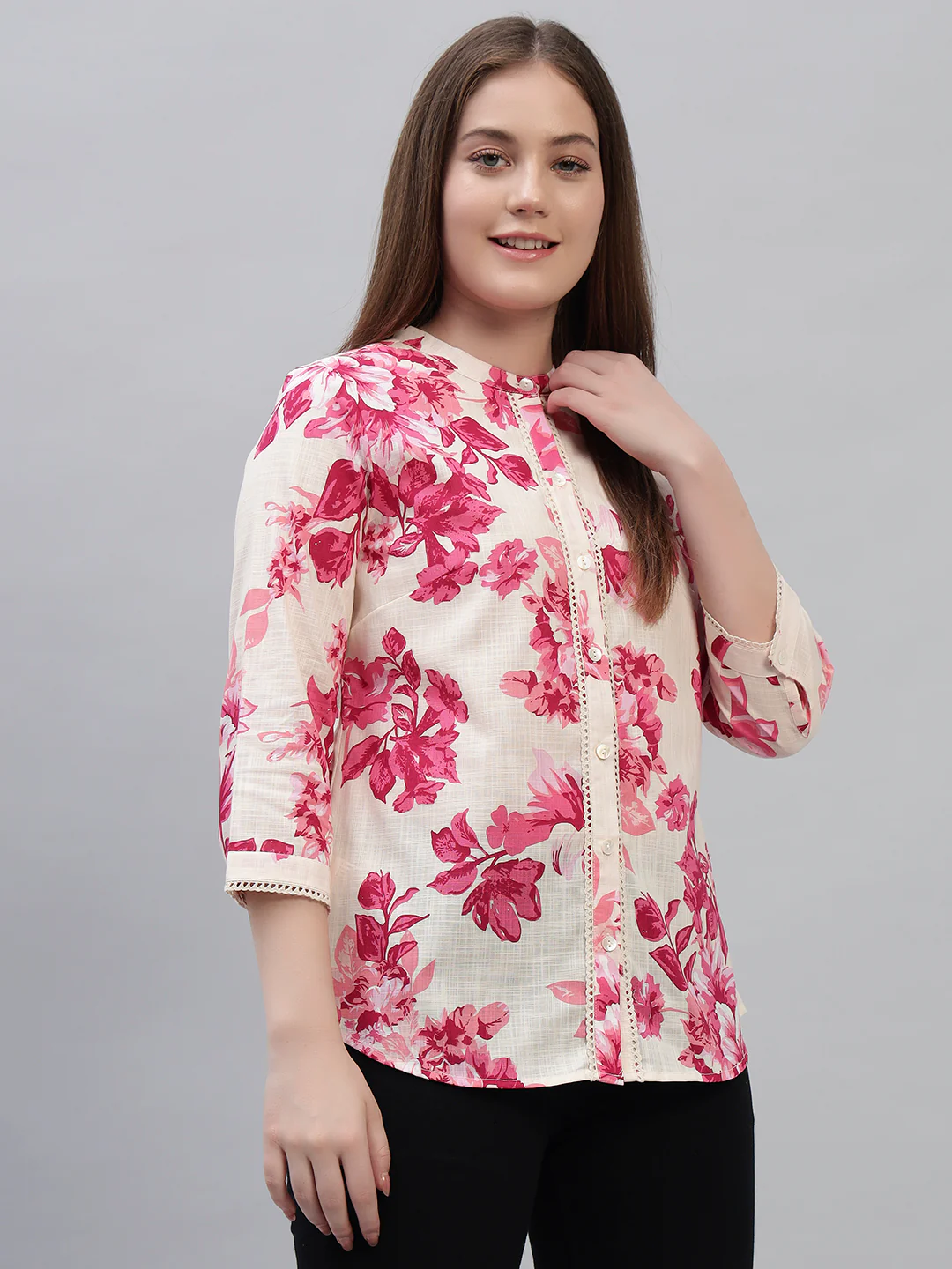 Women's Pink Printed 3/4th Sleeves Round Neck Casual Tunic - Image 4