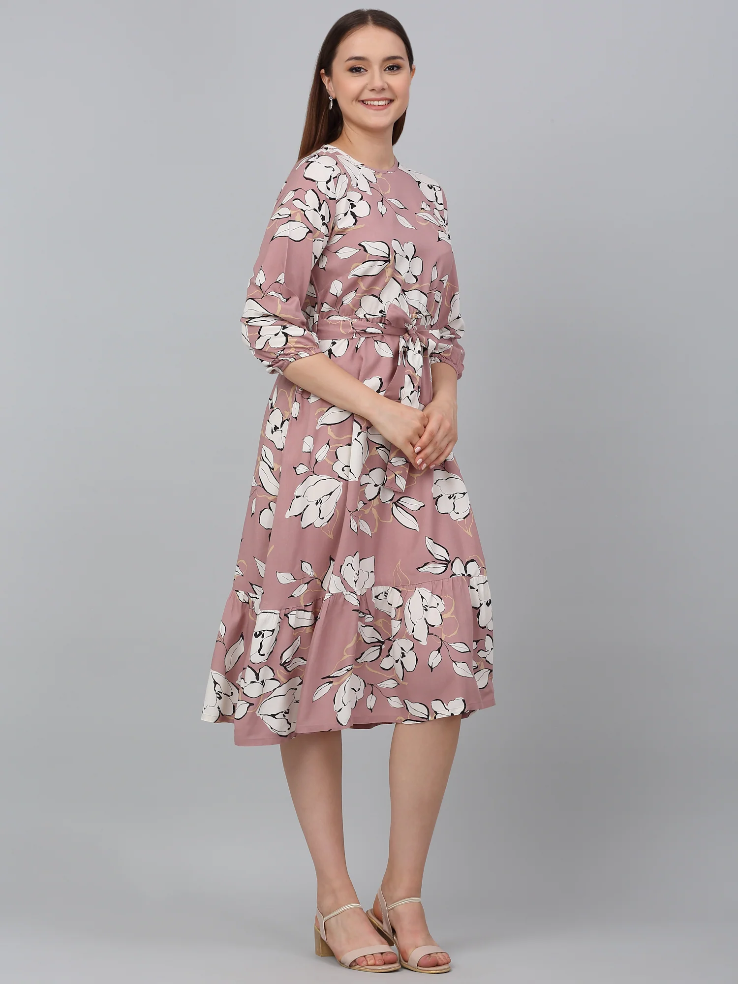 Women's Pink Printed Round Neck Casual Dress - Image 3