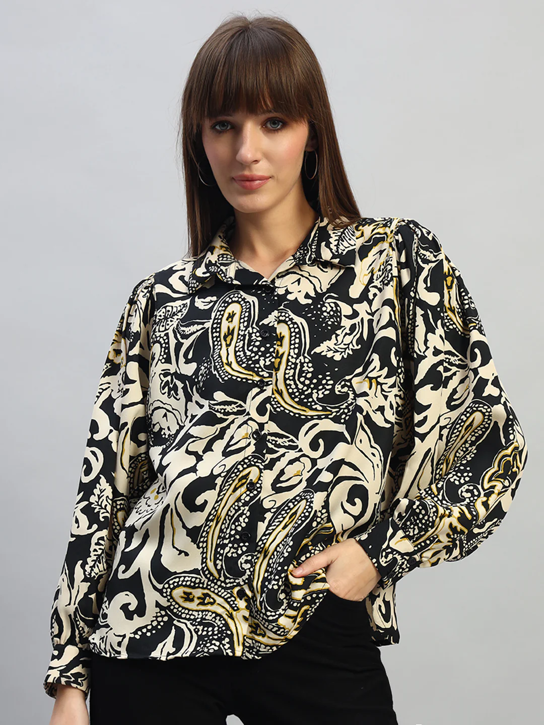 Women's Printed Black Full Sleeves Spread Collar Casual Tunic - Image 2