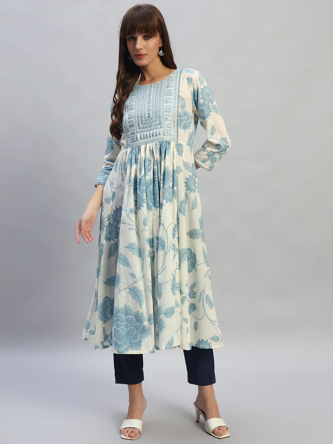Women's Printed Blue Round Neck 3/4th Sleeves Casual Kurti - Image 2