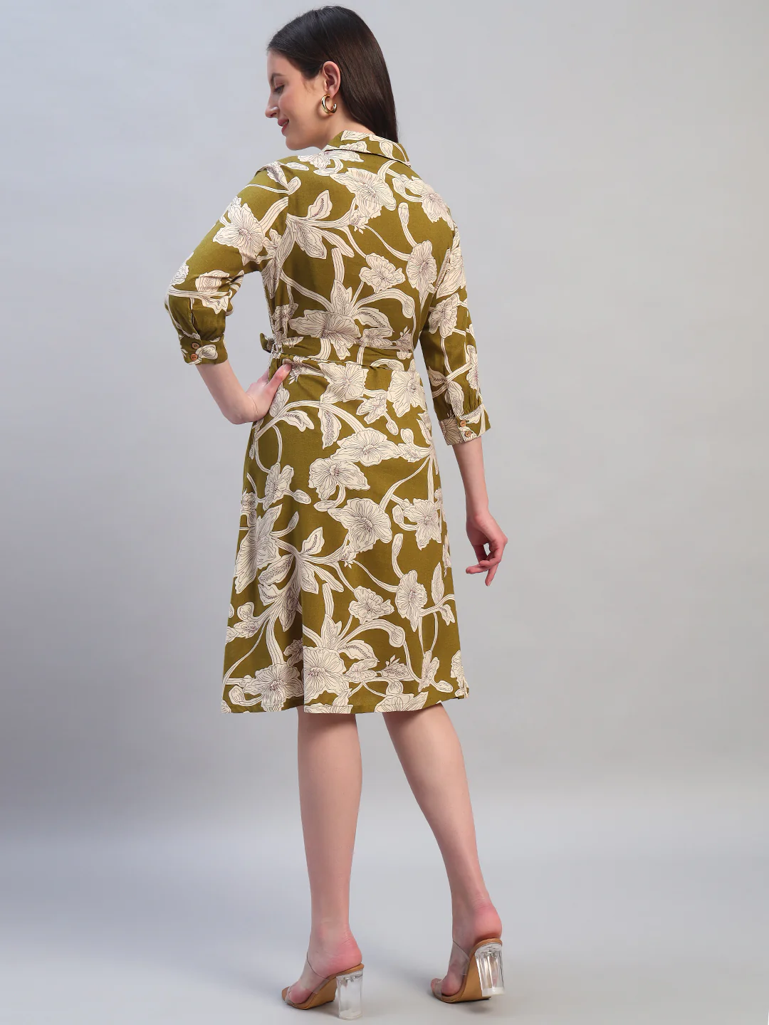 Women's Printed Green V-Neck 3/4th Sleeves Casual Dress - Image 4