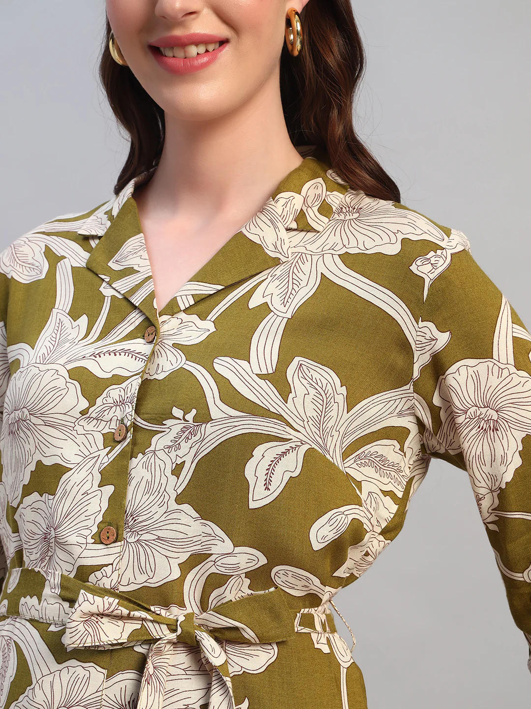 Women's Printed Green V-Neck 3/4th Sleeves Casual Dress - Image 6