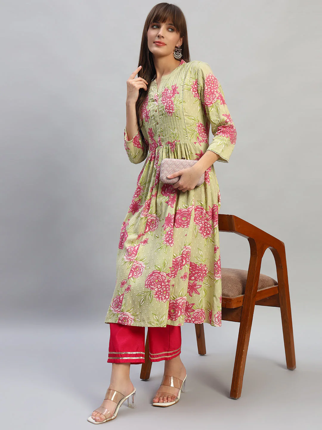 Women's Printed Green V-Neck 3/4th Sleeves Casual Kurti - Image 7