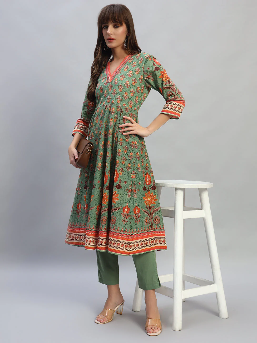 Women's Printed Green V-Neck 3/4th Sleeves Casual Kurti Plazo Set - Image 7